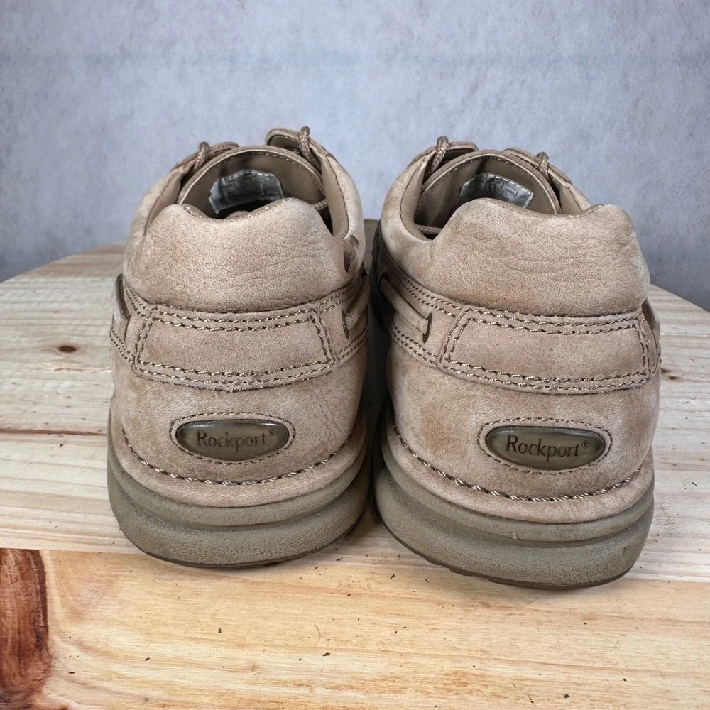 Rockport leather boat
